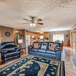 Bearfootin\' Retreat In The Great Smoky Mountains