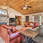 Log Cabin With Deck And Hot Tub 5 Mi To Dollywood!