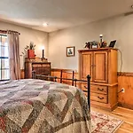 Log Cabin With Deck And Hot Tub 5 Mi To Dollywood!