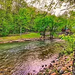 High N Dry-Quiet River Access Neighborhood, 1 Mile To Parkway, 5 Miles To Dollywood!