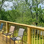 River Oarasis In Heart Of Pigeon Forge!