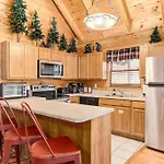 Premier Cabin - Golden Tee, Arcade, Top Location!