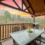 Premier Cabin - Golden Tee, Arcade, Top Location!
