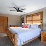 Smoky Mountain Sunset Hot Tub Grill And Game Room