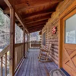Er259- Country Charm Great Location, Close To Town Cabin