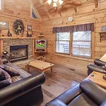 Er308- The Cozy Bear- Great Location- Close To Town Cabin