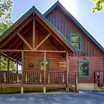Majestic Mountain View - Great Location! - Convenient To Everything! Cabin