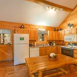 Er307- Eagle\'S View- Great Location- Close To Town Cabin