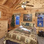 Er38B - Grandma\'S Hideaway - Great Location! Close To Town Cabin