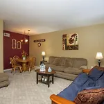 Colonial Crest 112 - Great Location! - You Can Walk To Town! Condo