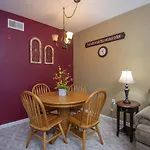 Colonial Crest 112 - Great Location! - You Can Walk To Town! Condo