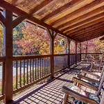 Er102 - Barbara Great Location! Close To Town Cabin