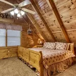 Er305- Bear Right Inn- Great Location- Close To Town Cabin
