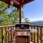 Majestic Mountain View - Great Location! - Convenient To Everything! Cabin