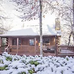 Cuddlin\' Up, Er209 - Luxury At Its Finest And Location That Can\'T Be Beat! Cabin