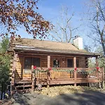 Cuddlin\' Up, Er209 - Luxury At Its Finest And Location That Can\'T Be Beat! Cabin