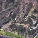 Dollywood! Brand New Dancing Bear 3-Bear Tracks