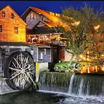 Dollywood Vacation Retreat