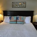 River Crossing Resort