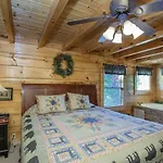 Er244 - Black Hawk Hideaway Cabin