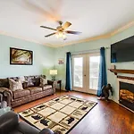 Pigeon Forge Condo With Community Amenities!