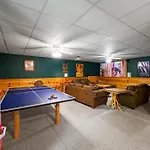 Wilderness Theater And Lodge