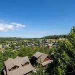Smoky Mountain Retreat- Resort Cabin With Modern Amenities In The Heart Of Pf