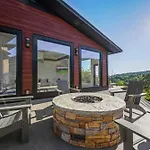 Higher Power, 6Bdrm 6Bath, Specials, Free Tickets, Indoor Pool, Amazing View, Hot Tub, Gameroom