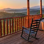 Magical Moose, 7Bdrm 7Bath, Specials, Free Tickets, Elevator, Hot Tub