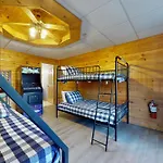 Moose Tracks Lodge