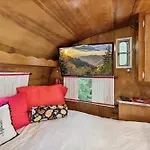 Shasta Mountain Escape Home