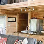 Comfy Retreat Wprivate Pool, Hot Tub, Game Room