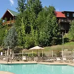 Comfy Retreat Wprivate Pool, Hot Tub, Game Room