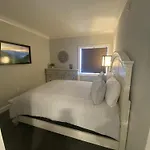 River Place Condos #111 3Bd