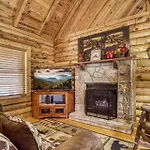 Er45 - Tin Pan Alley - Great Location, Just Across From Swimming Pool! Cabin