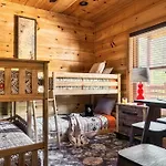 5 Ensuite Bedrooms, Hot Tub, Dog Friendly