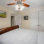 Tennessee Time Out - Entire Cottage Hot Tub, Creek, No Steep Roads