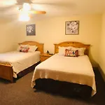 Briarstone Lodge Condo 13B By Eden Crest