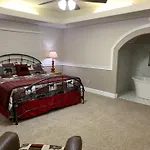 Er316- Black Bear Hideaway Great Location- Close To Town Cabin