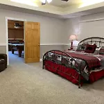 Er316- Black Bear Hideaway Great Location- Close To Town Cabin