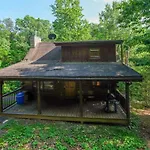 Cozy 2Br Hot Tub Pool Table