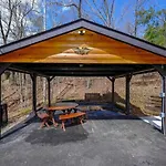 Cozy And Relaxing 2Br Hot Tub Pool Table Free Attraction Tickets