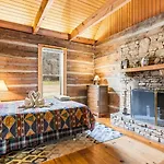 Enchanting 1Br Riverfront Cabin!