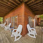 Spacious 5Br Sleeps 10 Gameroom Hot Tub Free Attraction Tickets