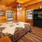 Spacious 4Br 5 Min To Pigeon Forge Pkwy Hot Tub Free Attraction Tickets