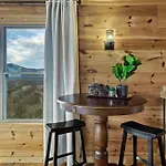Skye View Cabin