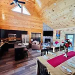 Enchanted Peak Lodge
