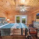 Applewood Manor
