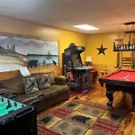 Er258- Sweet Memories Great Location- Close To Town Cabin