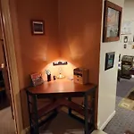 Cozy Creek Cabin